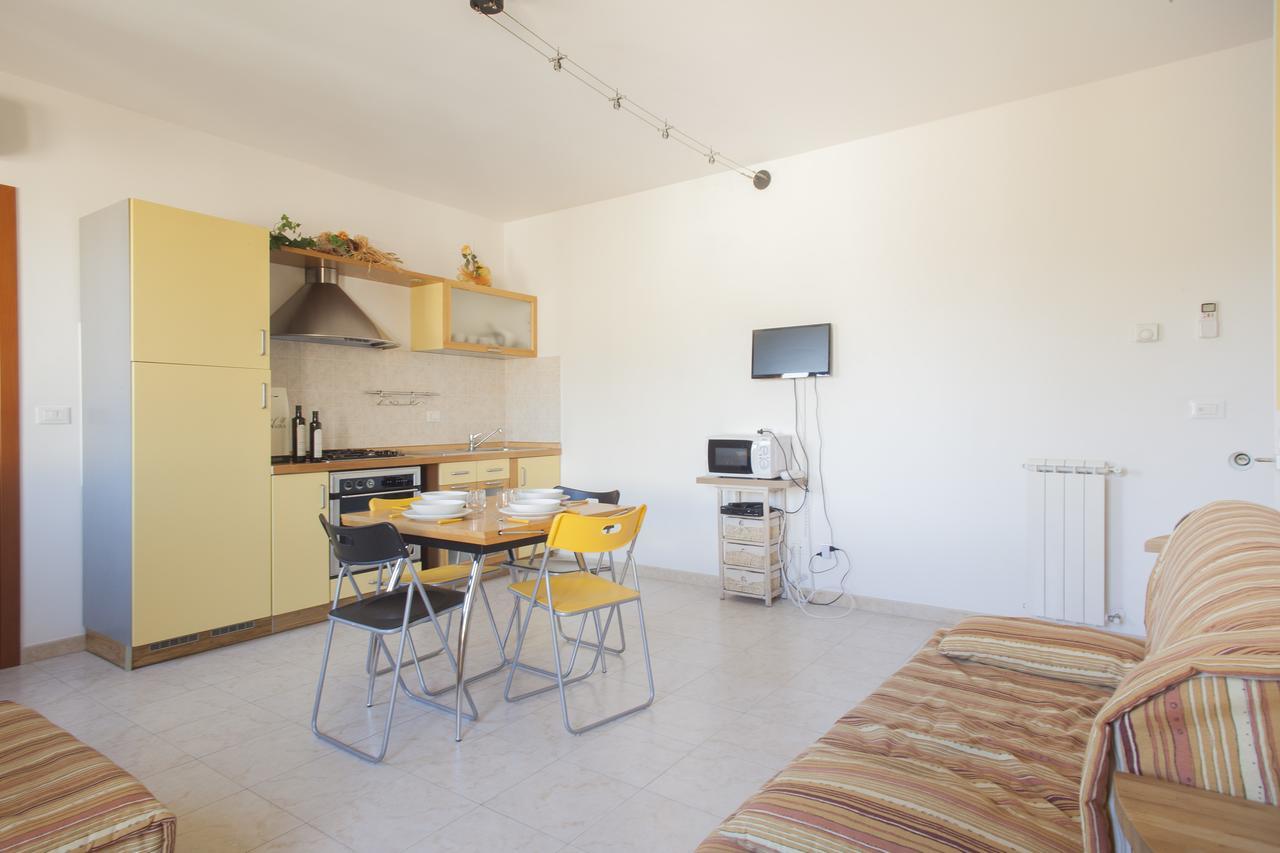 La Fonte Degli Angeli Apartments Suvereto Bagian luar foto