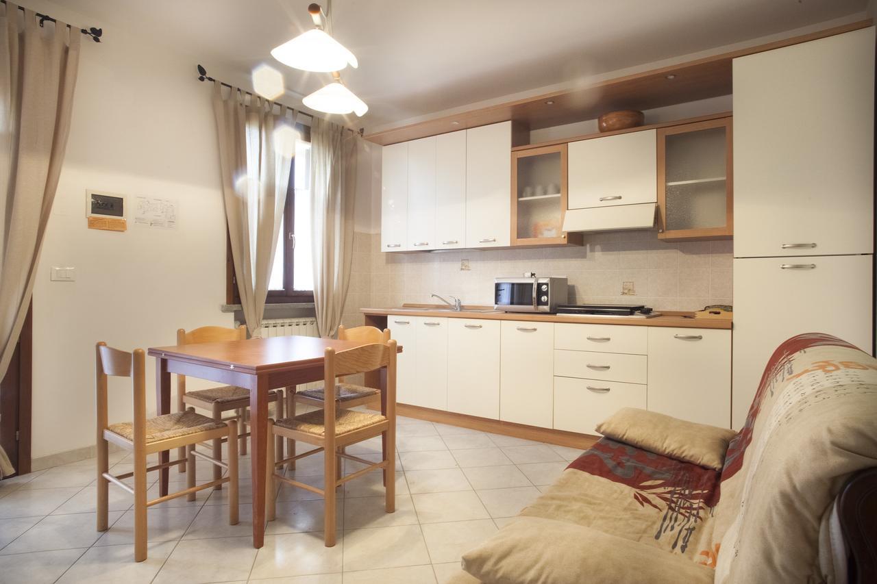 La Fonte Degli Angeli Apartments Suvereto Bagian luar foto